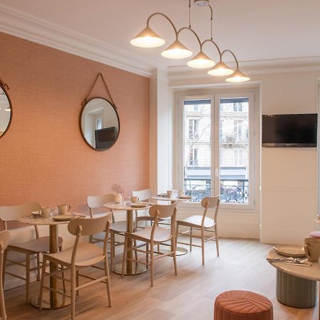 Hotel Avama Prony Parijs Buitenkant foto