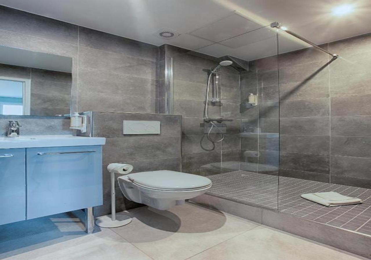 Hotel Avama Prony Parijs Buitenkant foto